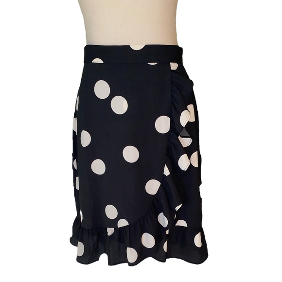 ModCloth It’s a Wrap Ruffled Black & White Polkadot Peplum Mini Skirt - 6 - Picture 14 of 15